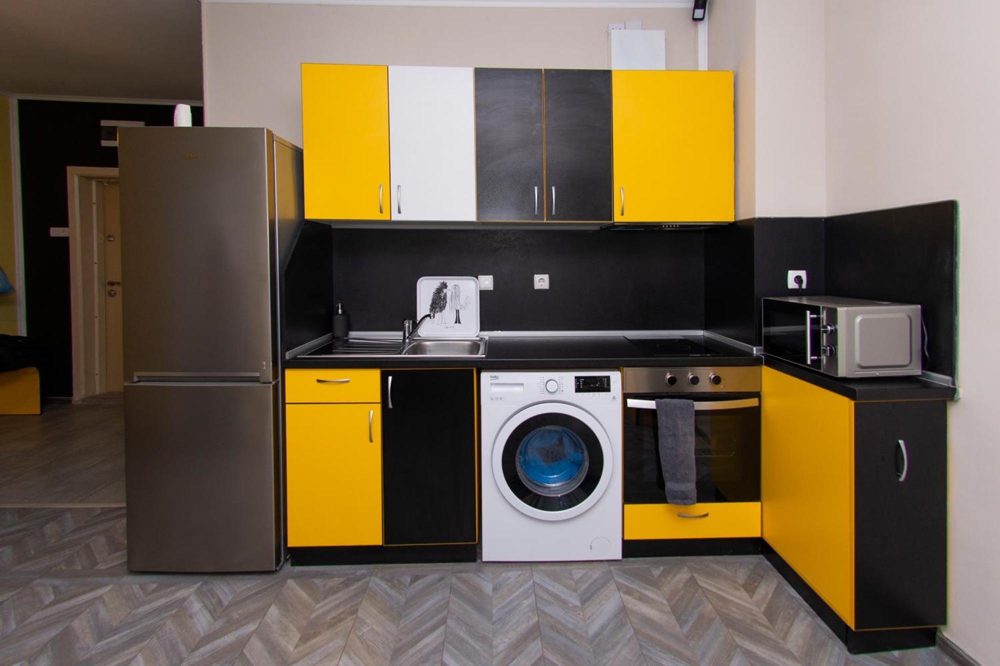 The Yellow Appartment Sofia Exterior photo